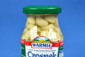 Czosnek marynowany z ziolami